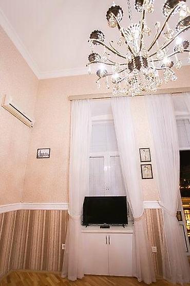 Günlük kirayə mənzillər: 3 otaqlı — 15