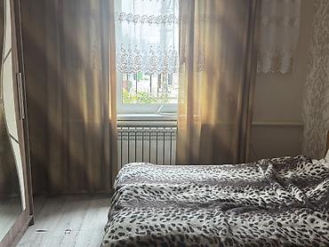 Продажа коттеджей и домов: Продается дом в Бишкеке в районе красный строитель. Участок 4 сотки — 7