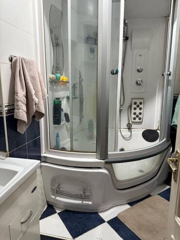 арендовать квартиру для офиса: 3 комнаты, 70 м², 106 серия, 4 этаж, Евроремонт