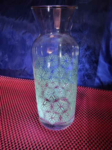 Ostalo posuđe: Vaza nova,vintaz staklena. Vaza je bez ostecenja,sve na vazi odsjaj — 5