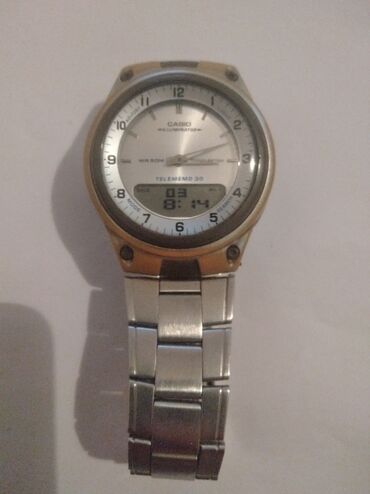 Muski sat Casio illuminator,baterija. Ispravan, stanje kao na