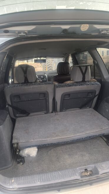 Toyota: Toyota Picnic: 1998 г., 2 л, Механика, Бензин, Универсал — 8