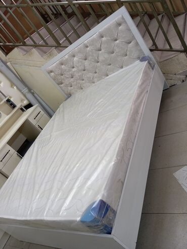 двухяросные кровати: Двуспальная Кровать, Новый