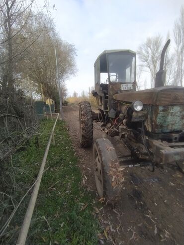 Traktorlar: Kənd təsərrüfatı üçün ikioxlu traktor qoşqusu - Konstruksiya: metal — 8