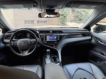 задний плафон камри: Сдаю Toyota Camry, Почасово, Без водителя — 7