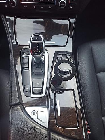 bmw 525 d: BMW 528: 2 l | 2016 il Sedan — 3