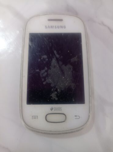 эксклюзивные телефоны: Samsung C5212 Duos, Колдонулган, < 2 ГБ, түсү - Ак, 2 SIM