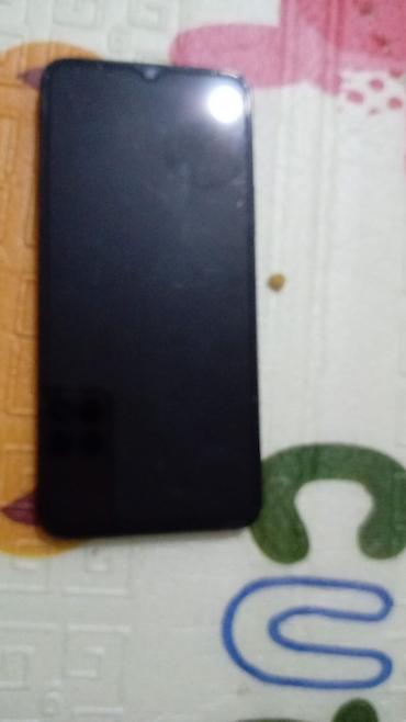 printir: Məhsul: Smartfon + qoruyucu örtük - Ekran: Tam ekranlı, damla-notç — 2
