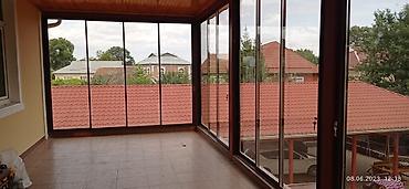 Duş kabinaları, arakəsmələr: Üstü qapalı kabina, Künc üçün — 3