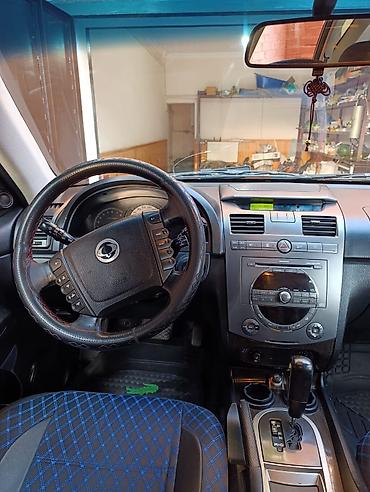 luaz satilir: Ssangyong Rexton: 3.2 l | 2008 il 235000 km Ofrouder/SUV — 8