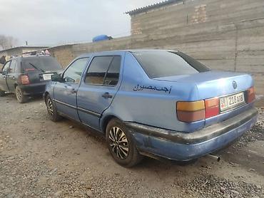 Volkswagen: Volkswagen Vento: 1992 г., 1.8 л, Механика, Седан — 2