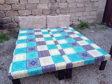 Mebellərin yığılması: Təzə çarpayılar. 1 nəfərlik çarpayılar 60manat. 2 nəfərlik taxt — 12