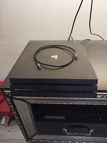 playstation lombard: PlayStation 4 Pro (PS4 Pro) oyun konsolu Komplekt: - PS4 Pro 1TB — 2