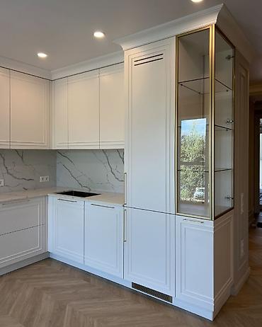 Sifarişlə mətbəx mebeli: Sifarişlə mətbəx dəsti, Özü çəkən petlələr, Mat laminat, Kredit yoxdur, Pulsuz çatdırılma, Rayonlara çatdırılma — 16