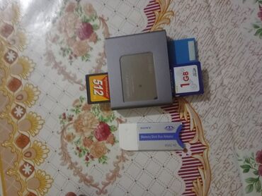 flash kartlar: Bu nömrəylə əlaqə saxlayın .Kartini tax qoş