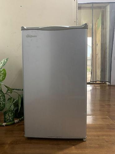 марозильники: Компактный холодильник Whirlpool + газовая плита Ferre Холодильник: - — 1