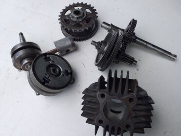 Ostali motocikli i skuteri: Delovi tomos automatik a 3 ispravni na lalafo.rs — 3 Ostali motocikli i skuteri: Delovi tomos automatik a 3 ispravni — 3