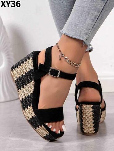 Sandale: Sandale