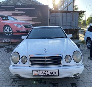 флагман мерс: Mercedes-Benz C 200: 1996 г., 2 л, Механика, Бензин, Седан
