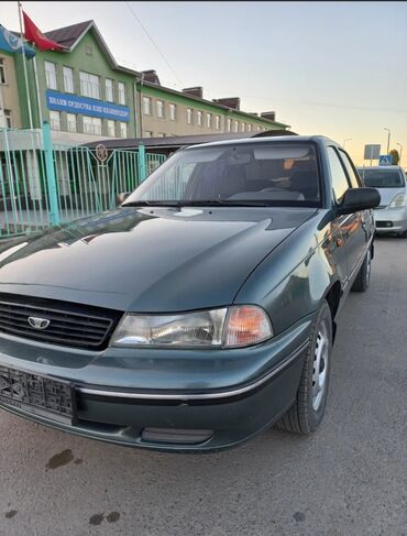 машина некция: Daewoo Nexia: 2004 г., 1.5 л, Механика, Бензин, Седан