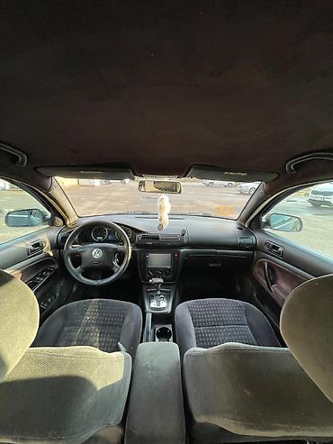 авто volkswagen: Volkswagen Passat sedan - Korpus: qara rəngli, 4 qapılı sedan, arxa — 4