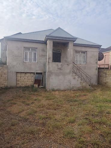 evd: 3 otaqlı, 100 kv. m, Orta təmir — 1