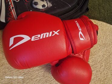спортивный сумка: Перчатки DEMIX оригинал, покупали в России. Сумка в подарок