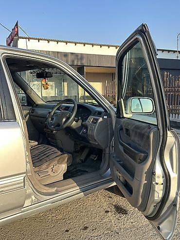 Honda: Honda CR-V: 1999 г., 2 л, Автомат, Бензин, Внедорожник — 8