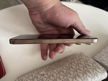 15 iphone: IPhone 16 Pro Max, 256 GB, Barmaq izi, Simsiz şarj, Face ID — 4