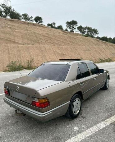 мерс сешка 1995: Mercedes-Benz 250: 1986 г., 2.5 л, Механика, Дизель, Седан