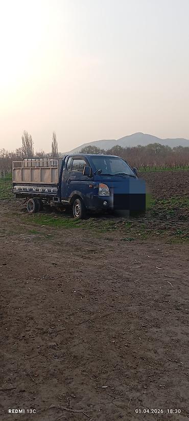 hiab 250: Легкий грузовик, Hyundai, Стандарт, Б/у — 2