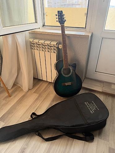 gitara balaca: Akuistik gitar və çexol dəsti. - Korpus: kəsikli (cutaway) dizayn — 1