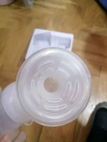 Ostali medicinski proizvodi: Električna Pumpica za izmuzanje mama dojilja i kao nova je Ispravna — 11