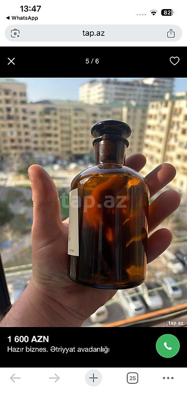 parfüm vitrini: 2 ədəd ətir üçün vitrin satılır qiymət 900 azn 250 ml kuvşin satılır — 1