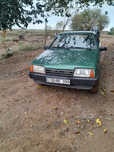 VAZ (LADA): VAZ (LADA) 21099: 1.4 l | 1999 il Sedan