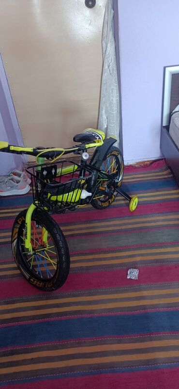 руль для велосипеда: Uşaq velosipedi – parlaq sarı/qara rənglərdə Xüsusiyyətlər: -