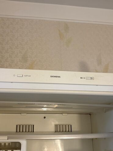 Soyuducular: İşlənmiş 2 qapılı Siemens Soyuducu Satılır, rəng - Ağ, Təkərli — 5