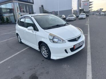 Honda: Honda Fit: 2005 г., 1.3 л, Вариатор, Бензин, Хэтчбэк