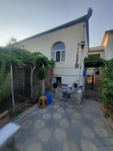 Mənzillər: Sulutəpə qəs. 4 otaqlı, 4 kv. m, Kredit yoxdur, Yeni təmirli