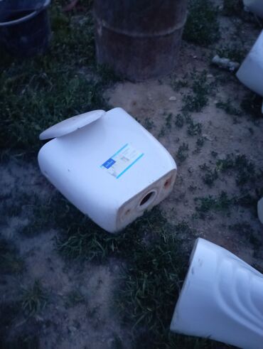 Унитазы: Продаю б/у унитазы — 11