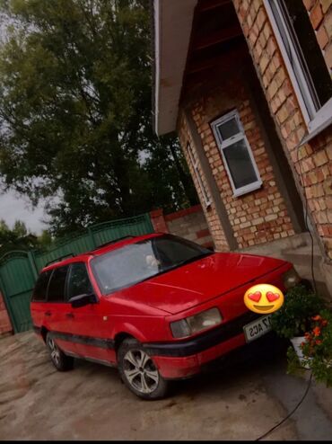 Volkswagen: Volkswagen Passat: 1989 г., 1.8 л, Механика, Бензин, Универсал