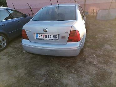 spica ruma: ZADNJI BRANIK ZA BORU ZA VOLKSWAGEN BORA | Delovi za golfa 4 i boru — 1