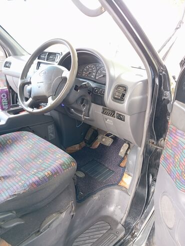 hyundai santa fe автомобили: Nissan Serena: 1995 г., 1.9 л, Автомат, Бензин, Минивэн