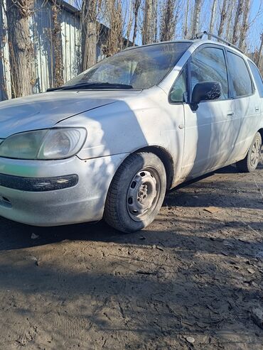 Toyota: Toyota : 1995 г., 1.6 л, Автомат, Бензин, Седан