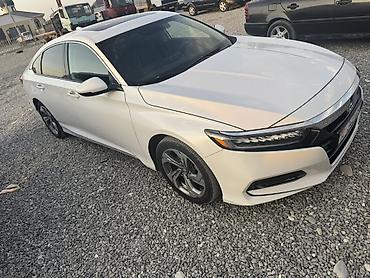 sprinter 4 4: Honda Accord: 2018 г., 1.5 л, Автомат, Бензин, Седан — 6