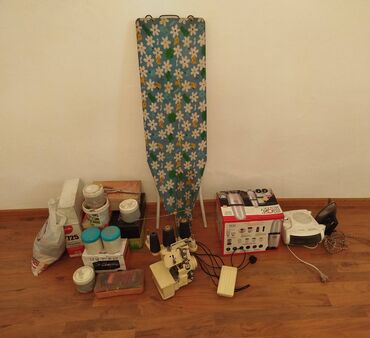 много вещи: Распродажа. Все что на фото за 4000 сом. Гладильная доска. Утюг