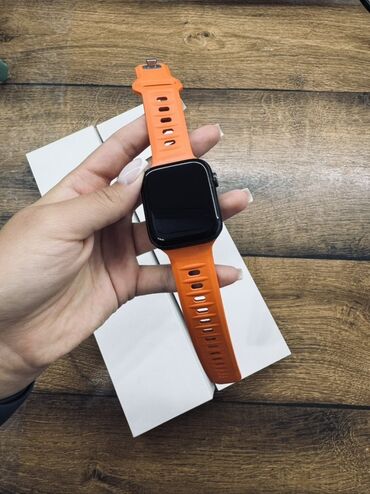 электронные часы с камерой: Apple Watch 6series black 44mm и ярким оранжевым ремешком. Коробка