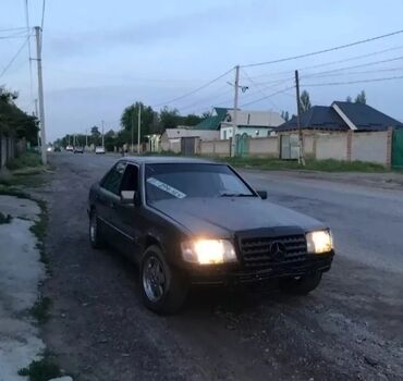 допл: Mercedes-Benz W124: 1985 г., 2.3 л, Механика, Бензин, Седан