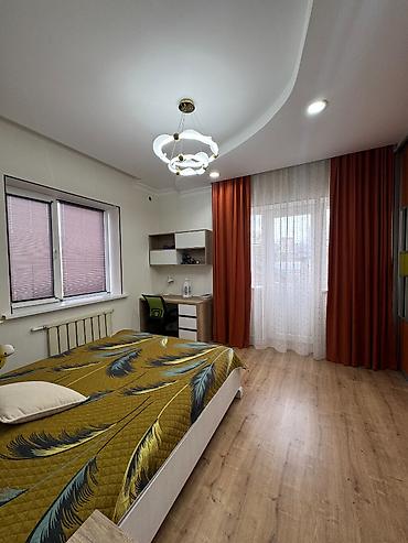 район азия мол: 400 м², 6 комнат и более, Азия Молл — 7