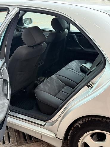 версо авенсис: Mercedes-Benz E-Class: 2001 г., 2.6 л, Автомат, Бензин, Седан — 10